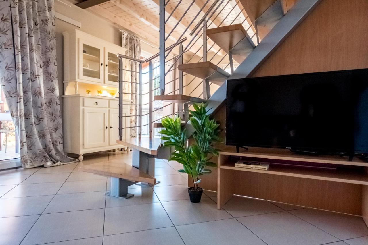 Apartmán Residenza Oleandro Desenzano del Garda Exteriér fotografie